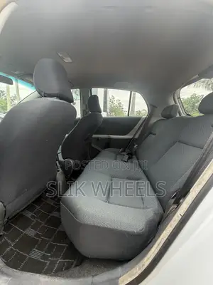 Toyota Yaris 2008 Silver