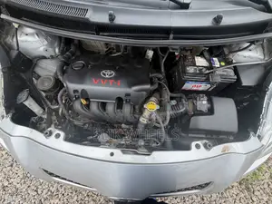 Toyota Yaris 2008 Silver
