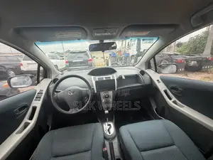 Toyota Yaris 2008 Silver
