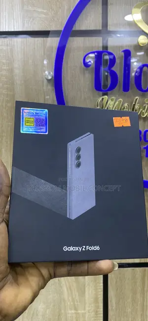 New Samsung Galaxy Z Fold6 256 GB Silver