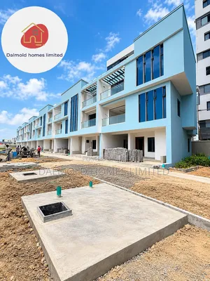 5bdrm Duplex in Lekki for sale