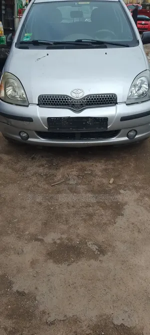 Toyota Yaris 2003 Silver