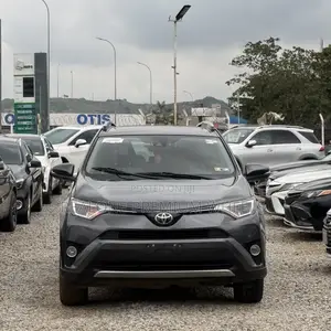 Toyota RAV4 2018 Gray