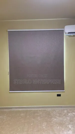 Premium Based Pro Venetiam Blinds.