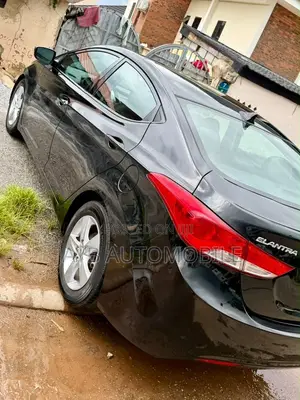 Hyundai Elantra 2013 Black