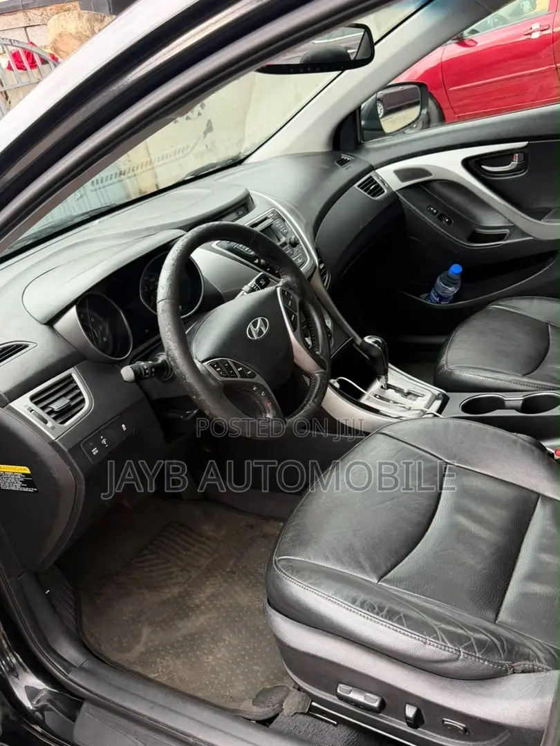 Hyundai Elantra 2013 Black