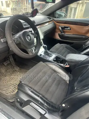Volkswagen Passat 2012 Silver