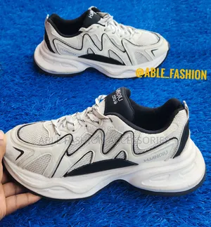 Akube/Thrift Chunky Sneaker