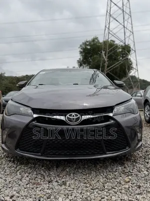 Toyota Camry XSE 4dr Sedan (2.5l 4cyl 6A) 2016 Gray