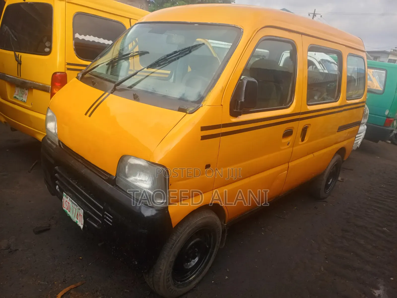 Suzuki Every 2012 Yellow