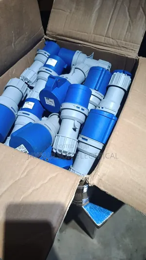 Industrial Plugs and Sockets