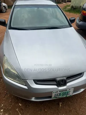 Honda Accord 2004 Silver