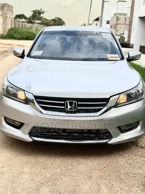 Honda Accord LX 4dr Sedan (2.4L 4cyl CVT) 2014 Silver