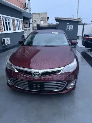 Toyota Avalon XLE 4dr Sedan (3.5L 6cyl 6A) 2015 Burgundy