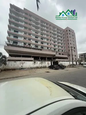 2bdrm Apartment in Lekki Phase 1 for sale