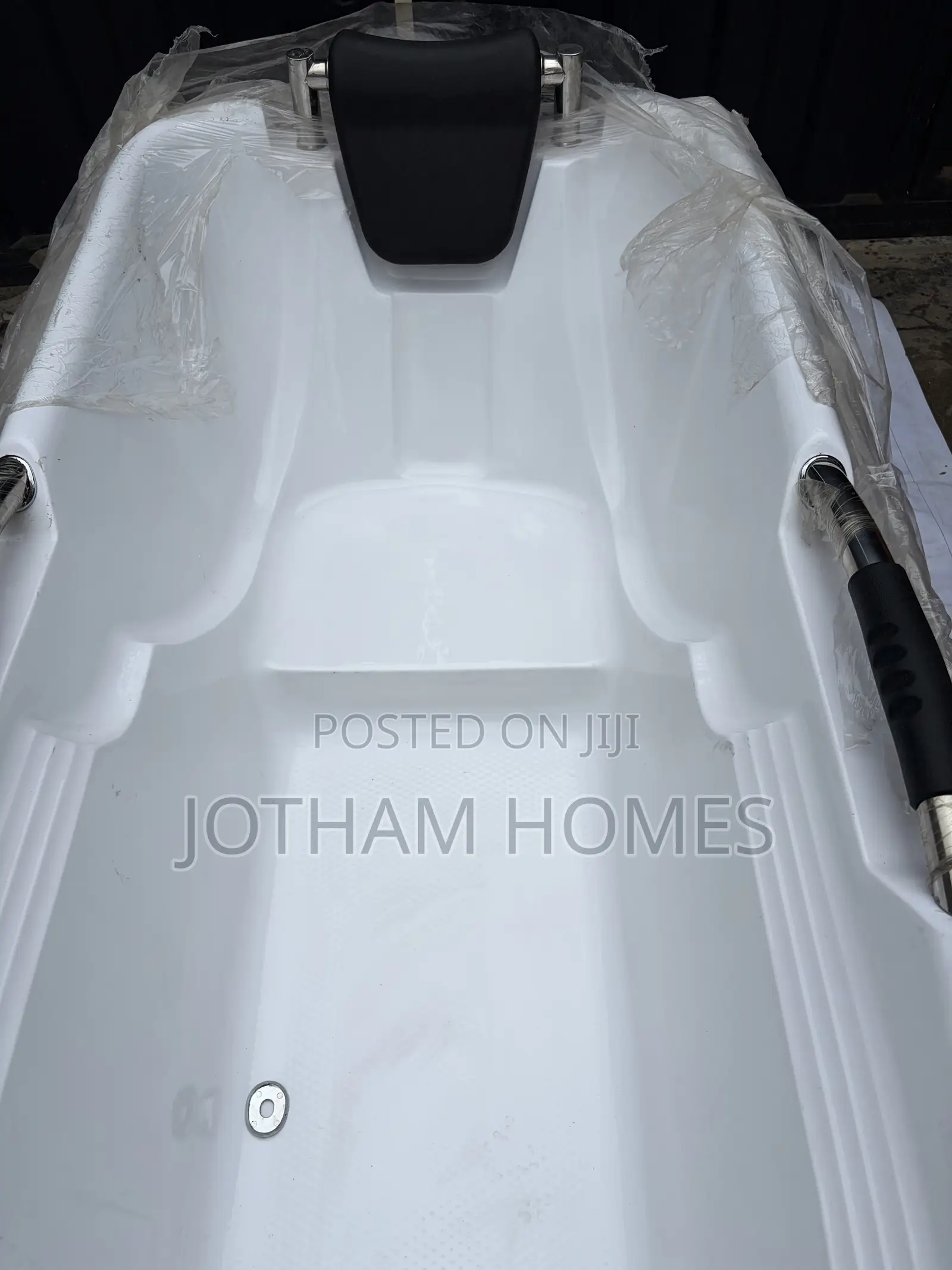 Executive Bath Thub