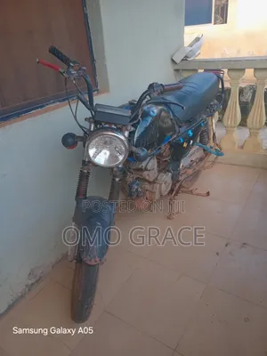 Honda CB 2019 Blue