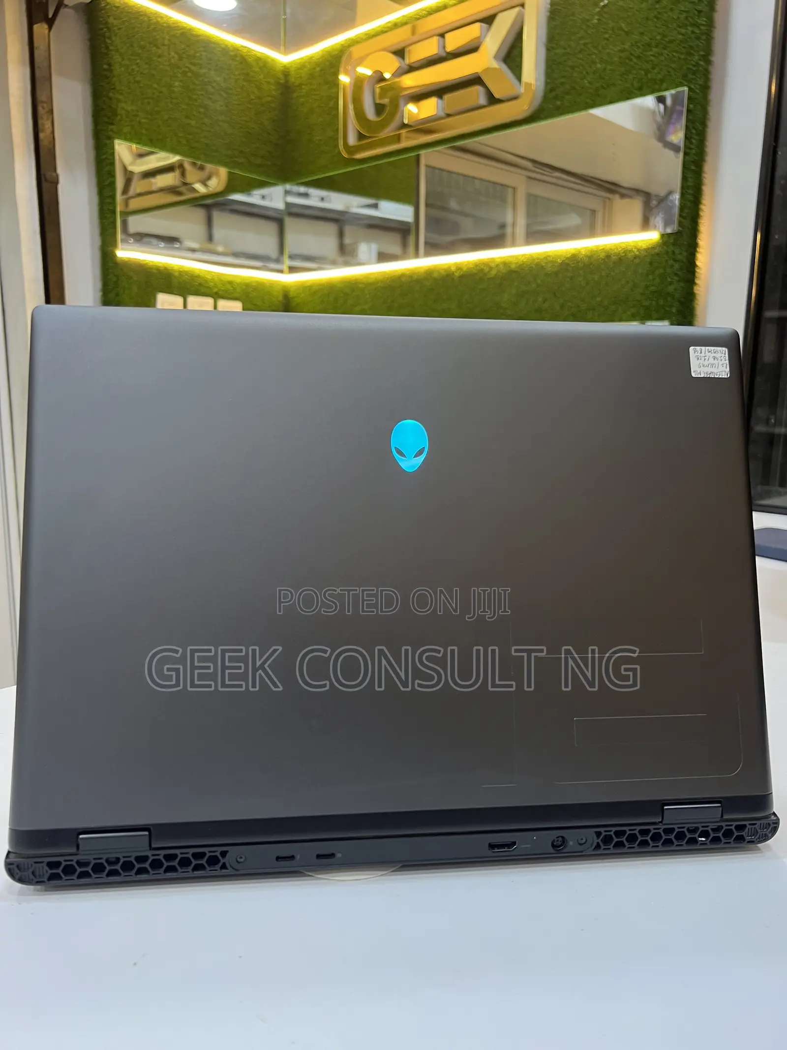 Laptop Alienware M16 R2 32GB Intel Core Ultra 9 SSD 1T