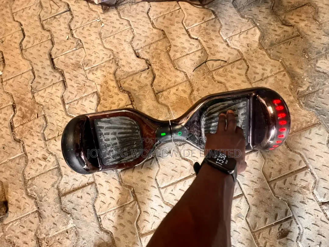 Hoverboard With Bluetooth (Black Chrome)