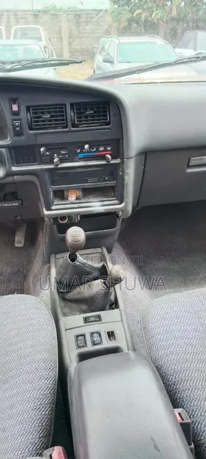 Toyota Hilux 1998 Red