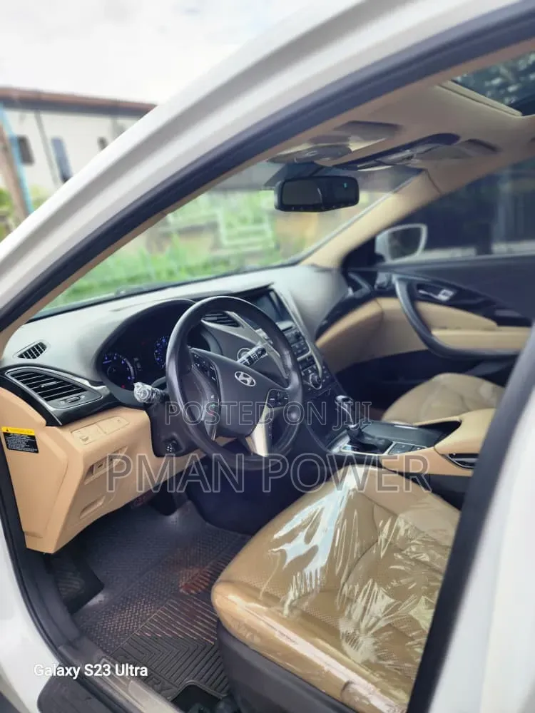 Hyundai Azera 2015 White