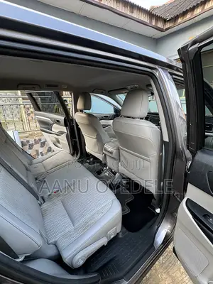 Toyota Highlander LE 4dr SUV AWD (3.5L 6cyl 6A) 2015 Brown
