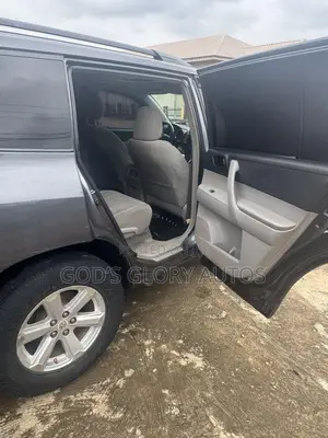 Toyota Highlander Limited 2010 Gray