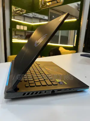 Laptop Asus ROG Strix SCAR 16 32GB Intel Core i9 SSD 2T