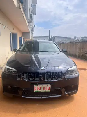 BMW 523i 2014 Blue