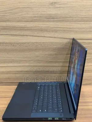 Laptop Razer Blade 32GB Intel Core i7 SSD 1T