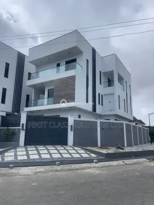 6bdrm Duplex in Lekki Phase 1 for sale