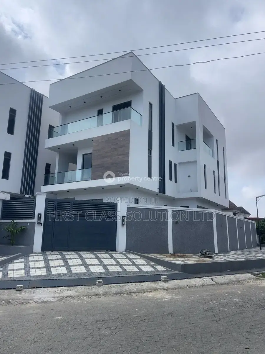 6bdrm Duplex in Lekki Phase 1 for sale