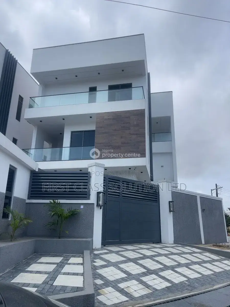 6bdrm Duplex in Lekki Phase 1 for sale
