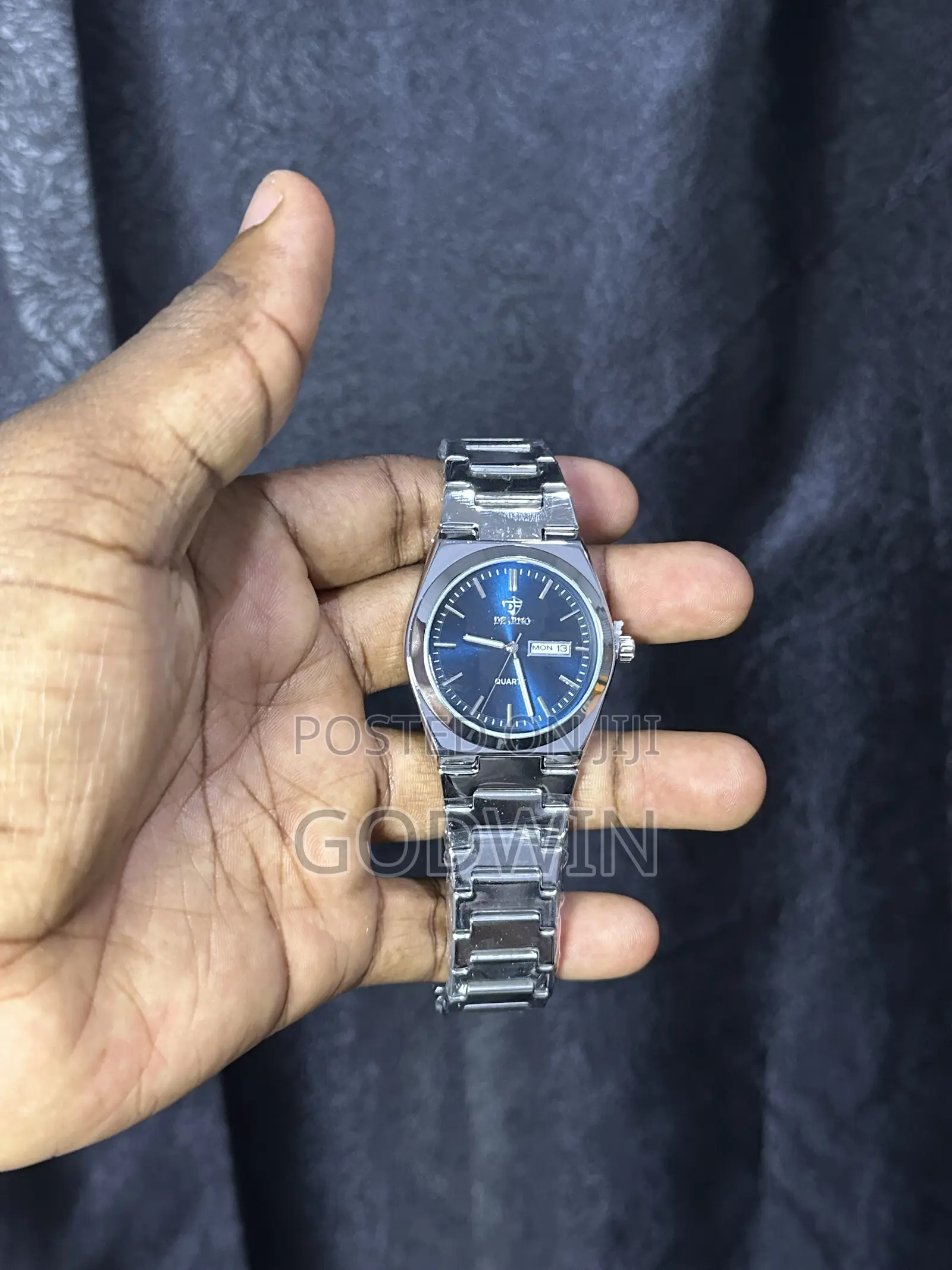 Poedagar Men’s Luxury Blue Dial Watch