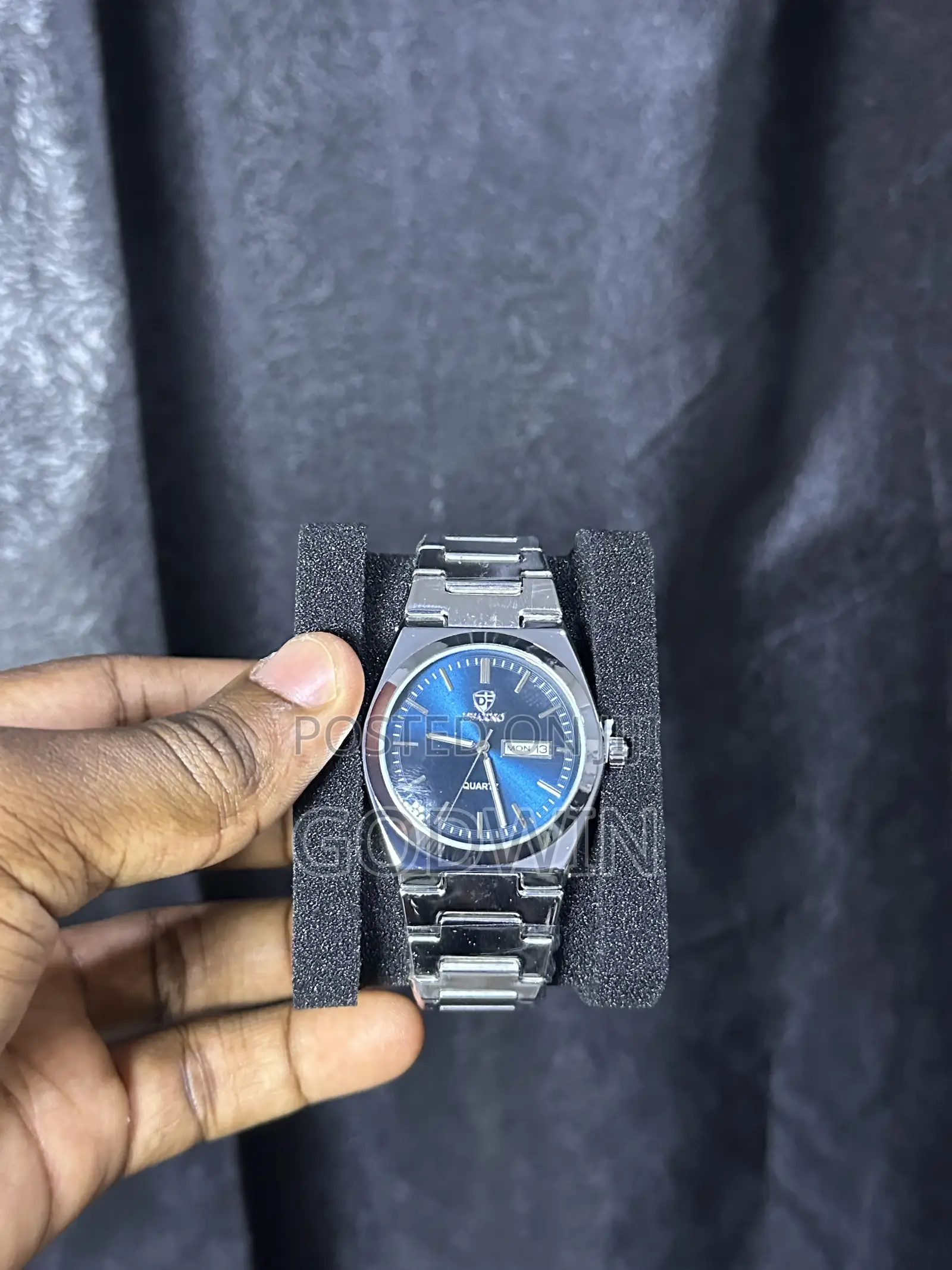 Poedagar Men’s Luxury Blue Dial Watch