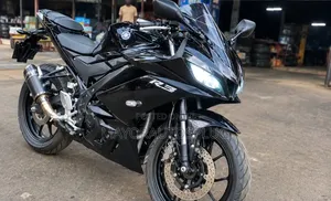 Yamaha R3 2024 Black