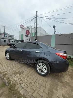 Toyota Corolla LE 4dr Sedan (1.8L 4cyl CVT) 2016 Gray