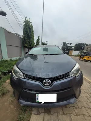 Toyota Corolla LE 4dr Sedan (1.8L 4cyl CVT) 2016 Gray