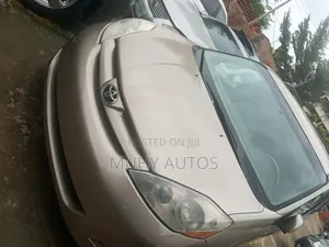 Toyota Sienna XLE 2008 Gold