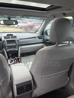 Toyota Camry XLE 4dr Sedan (2.5L 4cyl 6A) 2013 Blue