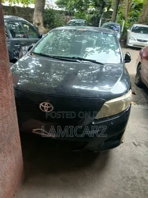 Toyota Corolla 2010 Black