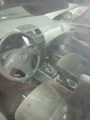 Toyota Corolla 2010 Black