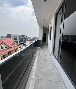 3bdrm Apartment in Vi, Ligali Ayorinde for rent