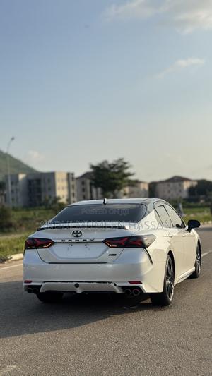 Toyota Camry XSE V6 FWD (3.5L 6cyl 8AM) 2018 White