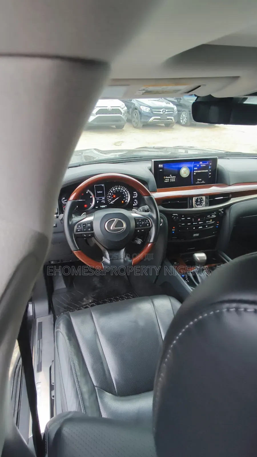 Lexus LX 2019 Black