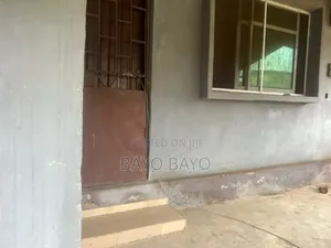 Furnished 3bdrm Block of Flats in Ojokoro Housing, Abule Egba for sale