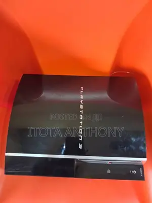 Ps3 Fat With Two Pads and Games