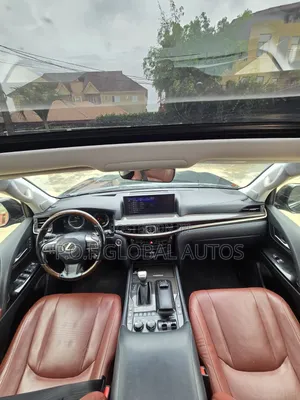 Lexus LX 570 AWD 2016 Black
