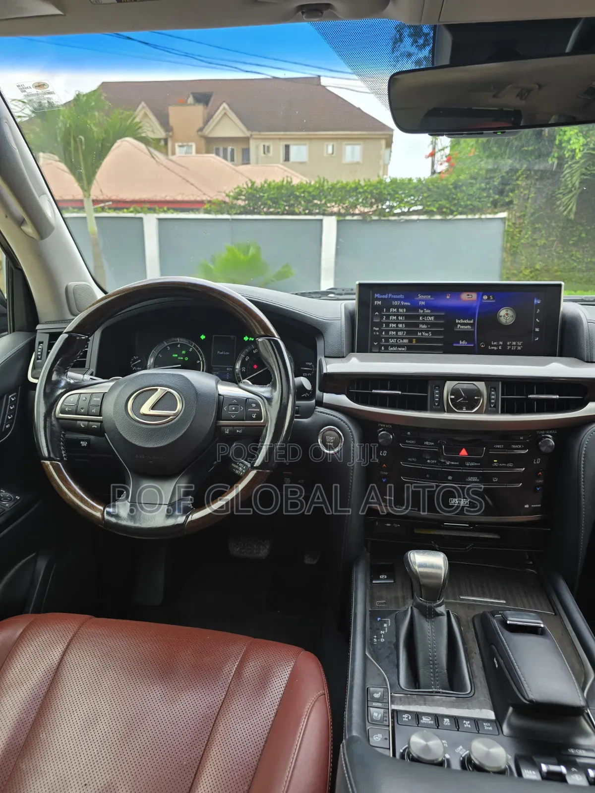 Lexus LX 570 AWD 2016 Black