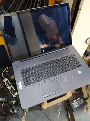 Laptop HP ZBook 17 16GB Intel Core i7 SSD 512GB